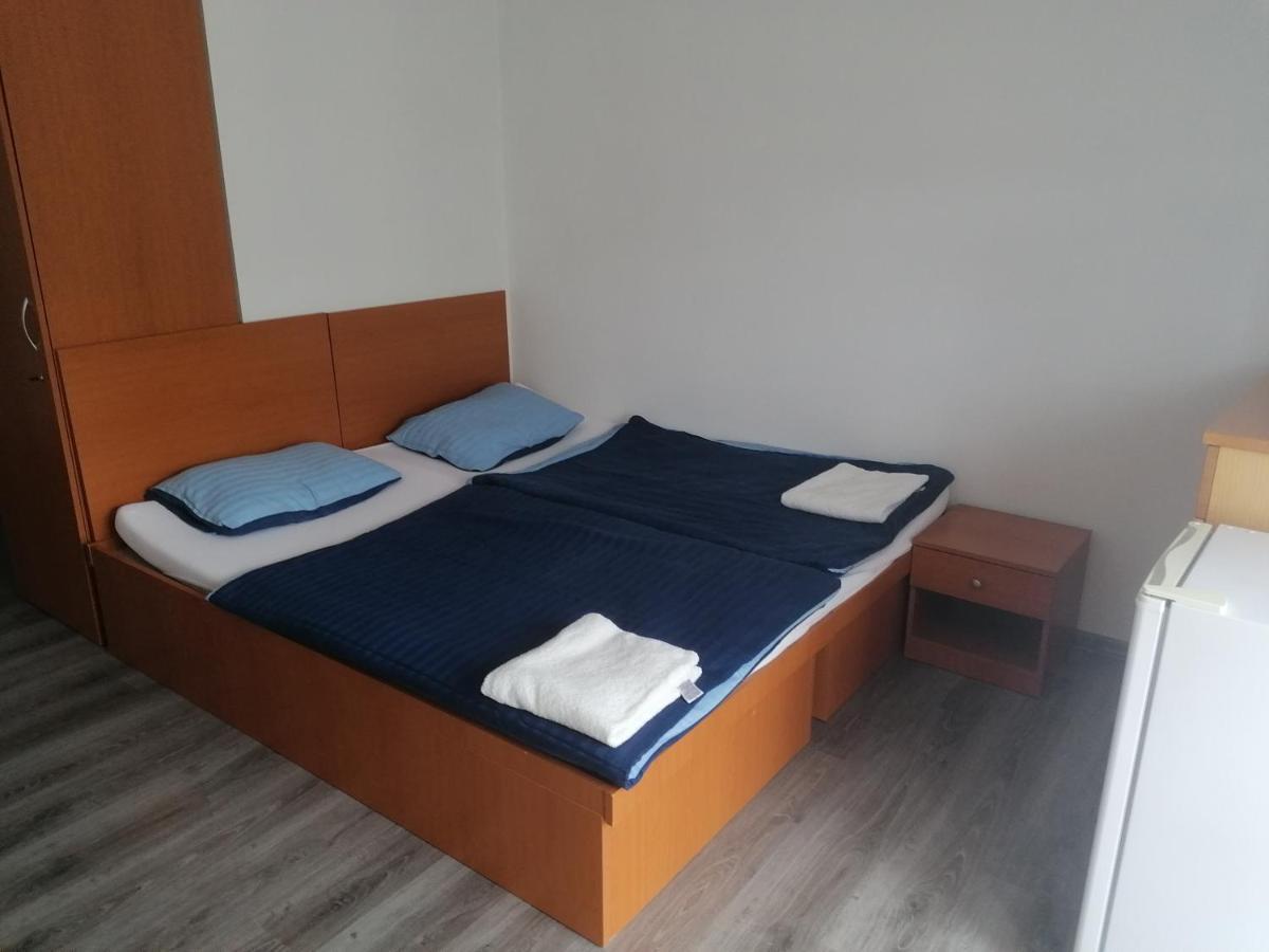 Penzion** Amalka Hriňová Eksteriør bilde