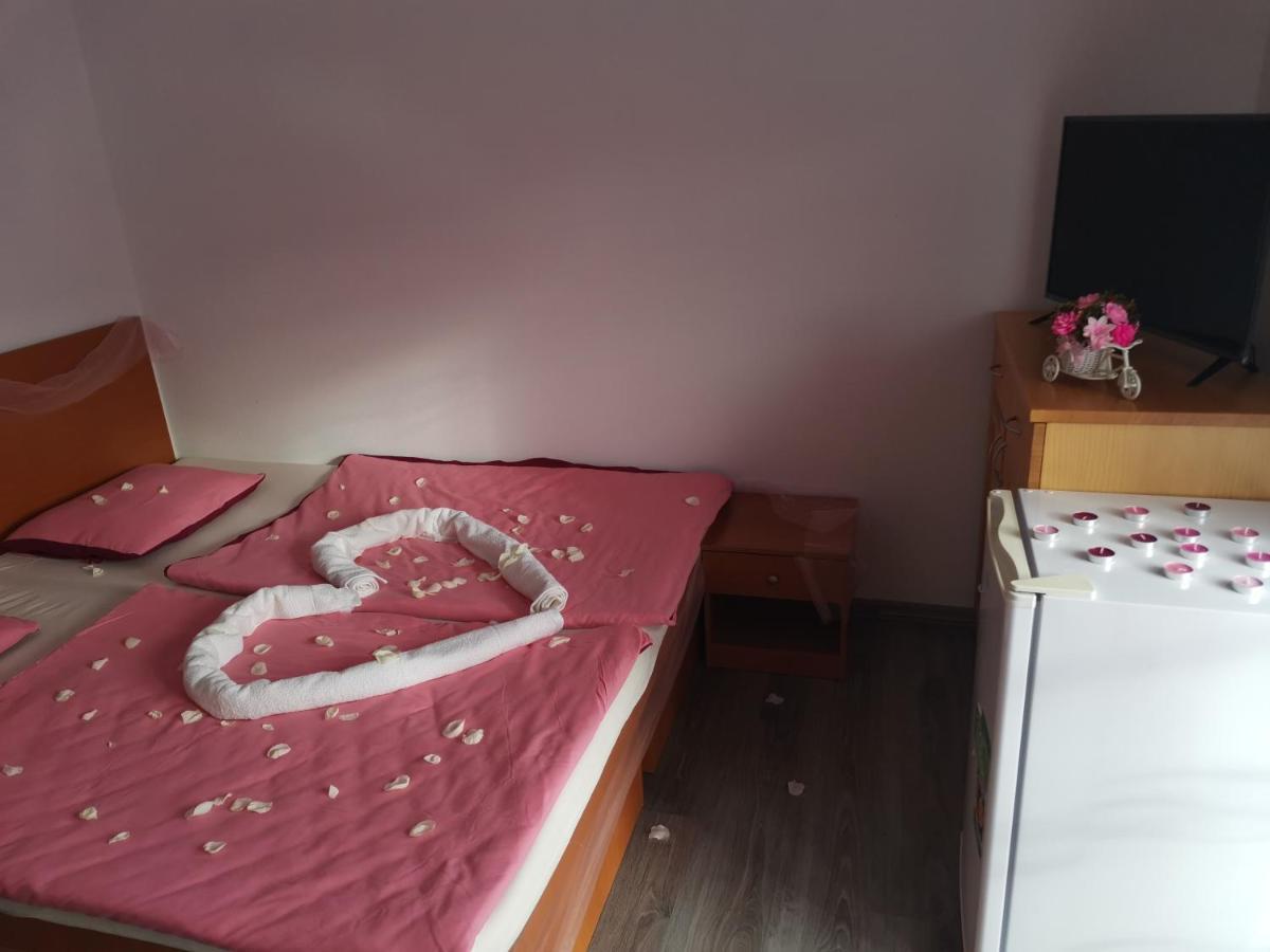 Penzion** Amalka Hriňová Eksteriør bilde